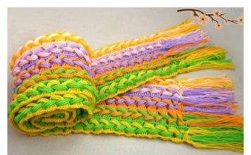 Simple Crocheted Scarf