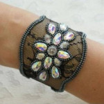 Lace-Beads-Bracelet-All-00-00