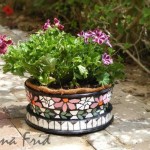Mosaic-Planter-Using-Old-Wheel-Rim -08