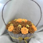 how-to-make-unique-flowers-from-crepe-paper-19