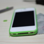 how-to-make-your-own-smartphone-bumper-7