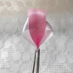 diy-two-tone-ribbon-flower-7