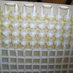diy-baby-pom-pom-blanket-06