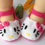 crochet baby hello kitty booties