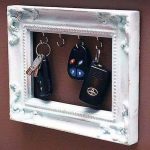 DIY Key Holder of Old Picture Frame