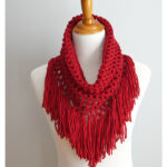 Cranberry Fringe Cowl Free Crochet Pattern and Video Tutorial