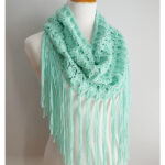 Minty Meadows Fringe Cowl Free Crochet Pattern and Video Tutorial