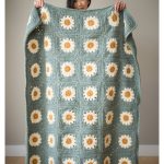 Cozy Days Daisy Blanket Free Crochet Pattern