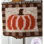 Country Pumpkin Wall Hanging Free Crochet Pattern