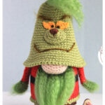 Grinch Stole the Christmas Gnome Crochet Pattern