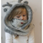 Rudy Reindeer Hooded Cowl Crochet Pattern