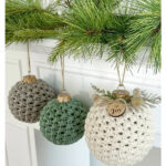 Christmas Ball Ornament Free Crochet Pattern and Video Tutorial