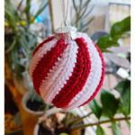 Christmas Tree Ornament Free Crochet Pattern